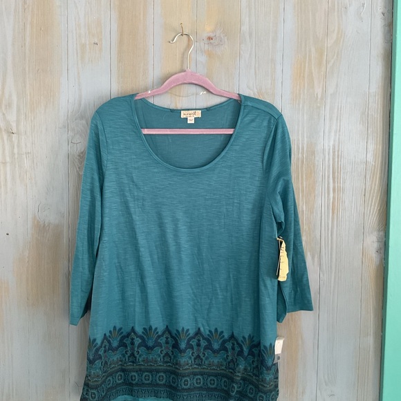 ONE WORLD TOP BLOUSE WITH PRINTED HEM AND DETACHABLE SCARF SZ LARGE NWT - Picture 2 of 6